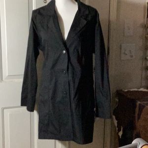 universal by Adar lab coat, classic fit,women’s black NWT